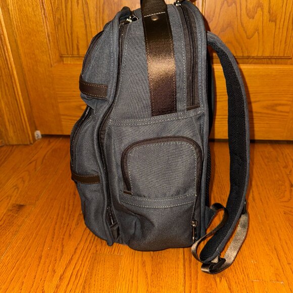 TUMI Alpha 3 Brief Pack in Anthracite - EUC - Picture 13 of 16